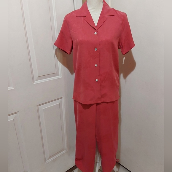 🌺 NWT Banana Bay 2 Piece Silk Shirt/Pants Set - Picture 2 of 16